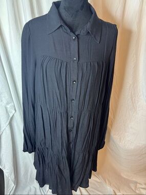 Bluivy Navy Collar Top